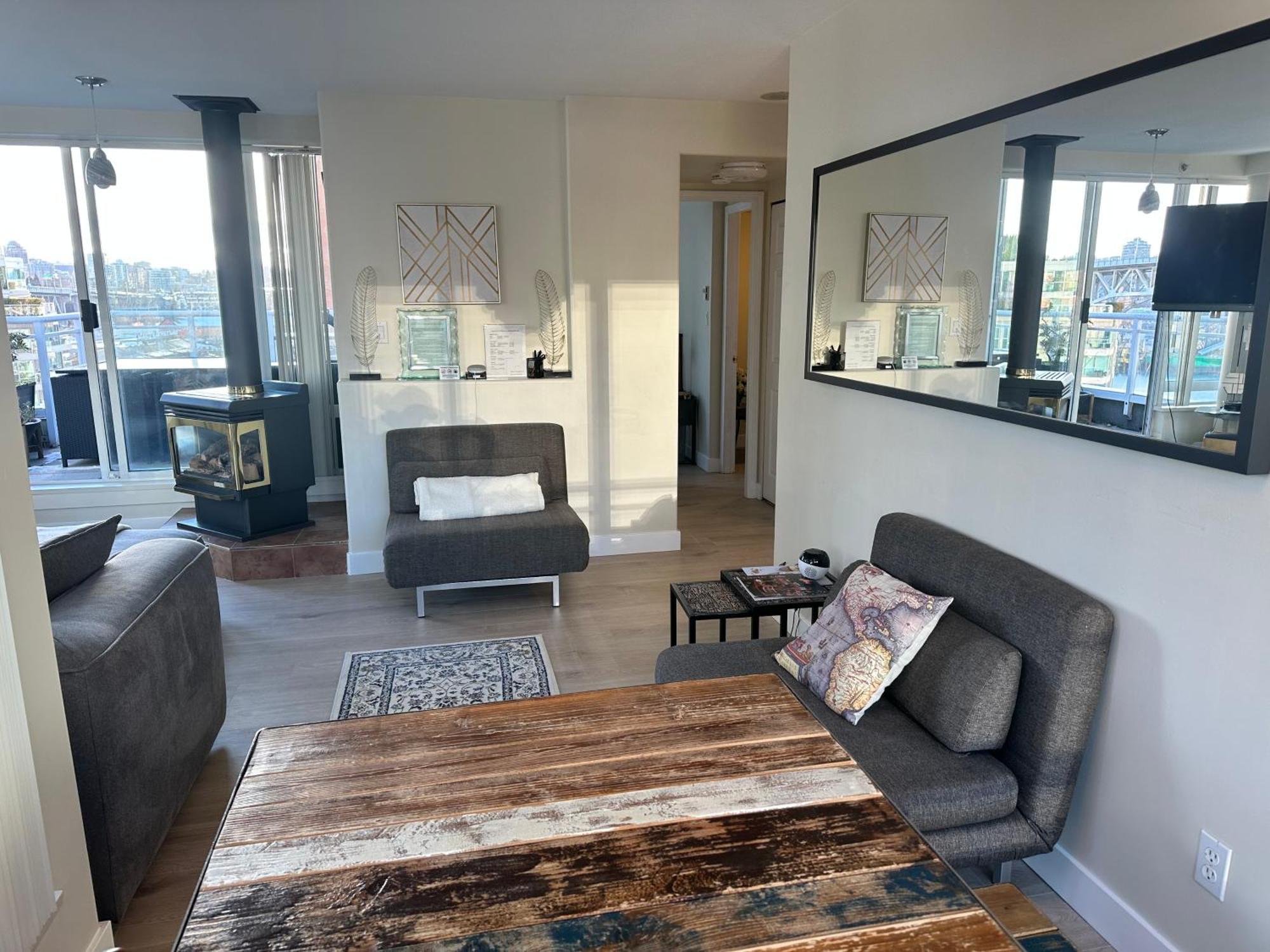 Penthouses Of Beach Ave Vancouver Buitenkant foto