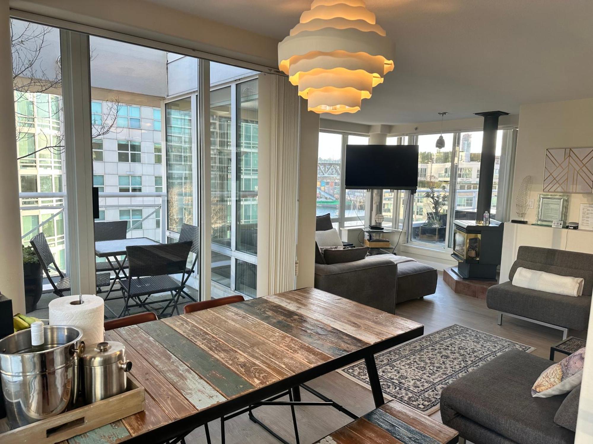 Penthouses Of Beach Ave Vancouver Buitenkant foto