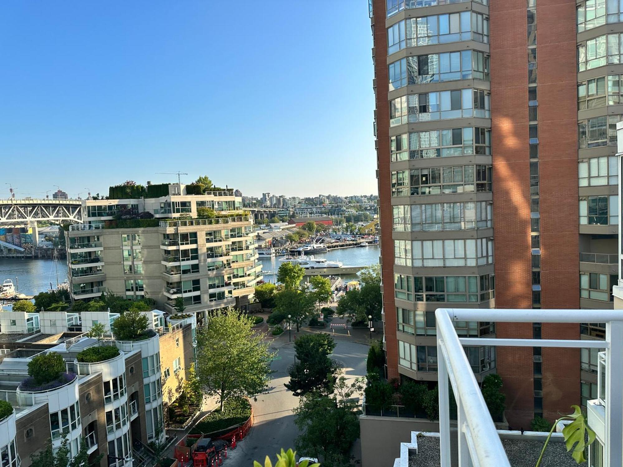 Penthouses Of Beach Ave Vancouver Buitenkant foto